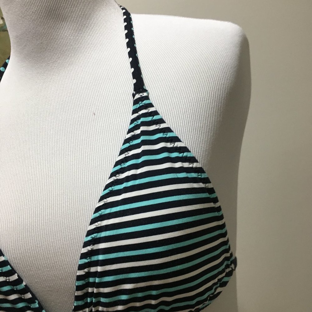 🌞 Reversible Triangle Bikini Top - Picture 8 of 8